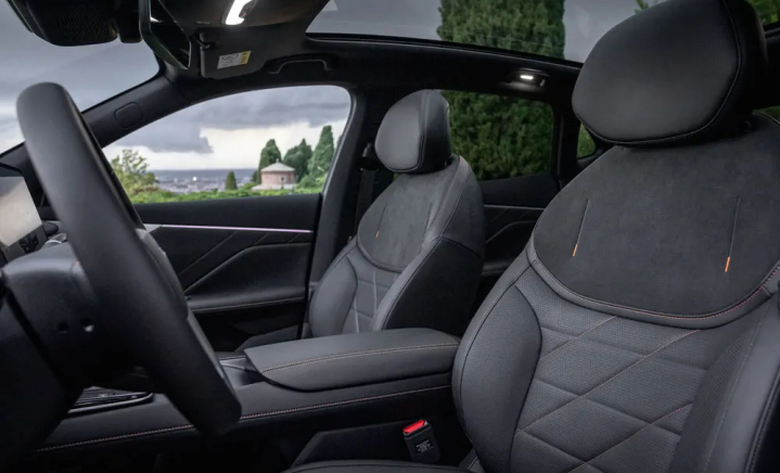 Changan S05 gallery slider 4