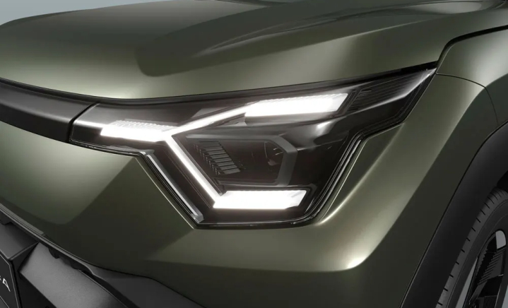 Suzuki e-Vitara gallery slider 3