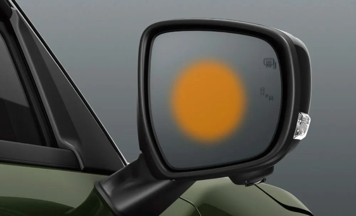 Suzuki e-Vitara gallery slider 6
