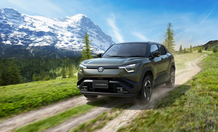 Suzuki e-Vitara gallery slider 8