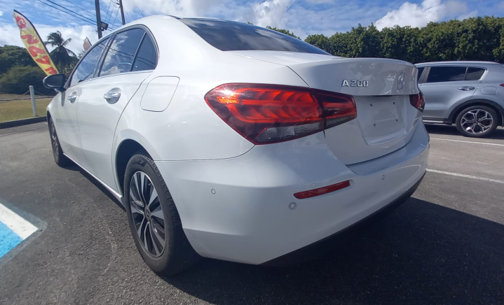 Inchcape Barbados: MERCEDES A 200 Hatchback  (Stock Number: LV0009997) slider 2