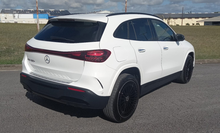 Inchcape Barbados: MERCEDES EQA250+ AMG LINE Premium  (Stock Number: LV0013209) slider 2
