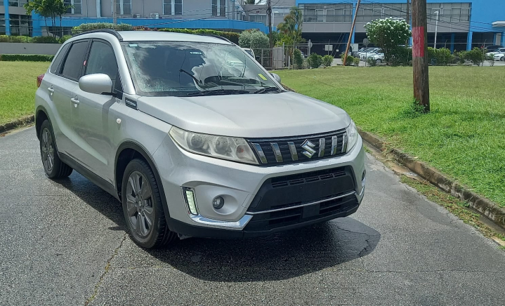 Inchcape Barbados: SUZUKI Vitara 5 Dr 1.6 GL+ 2WD (PK131XFACBY85)  (Stock Number: LV0015656) slider 1