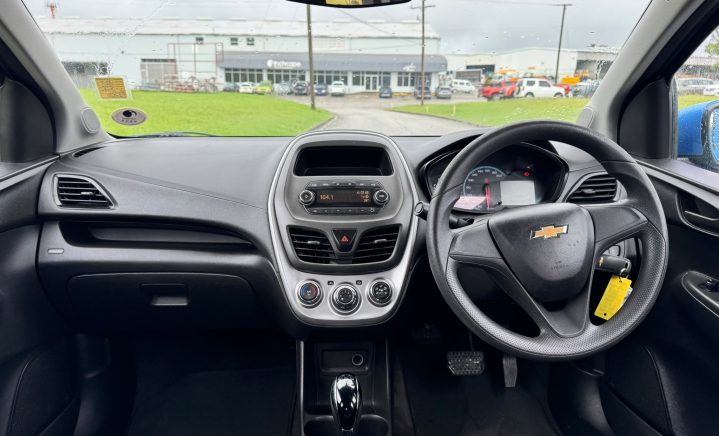 Inchcape Barbados: Chevrolet 1.4L Chevrolet Spark NG LS (1DU48ATR 1SB)  (Stock Number: LV0016406) slider 3