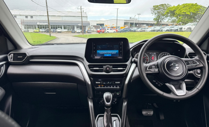 Inchcape Barbados: SUZUKI Grand Vitara 5Dr SUV 1.5G 6AT 2WD GL HYB (XD18500)  (Stock Number: LV0016410) slider 3