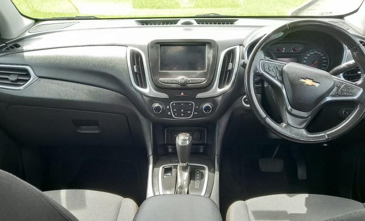 Inchcape Barbados: Chevrolet 1.5L Chevrolet Equinox SUV LT (1XH26R 1SB)  (Stock Number: LV0016416) slider 3