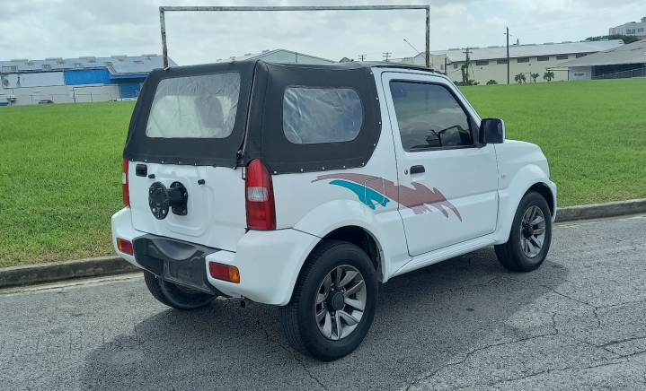 Inchcape Barbados: SUZUKI Jimny 1.3 Soft Top Auto Alloy Rims (MRK5DCJRKAS85)  (Stock Number: LV0016478) slider 2